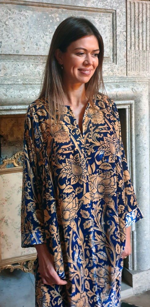 Genoa Silk Velvet Long Kaftan Tuttabankem